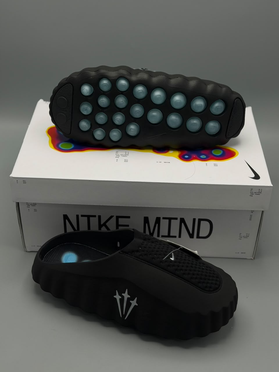 Nike Mind 001