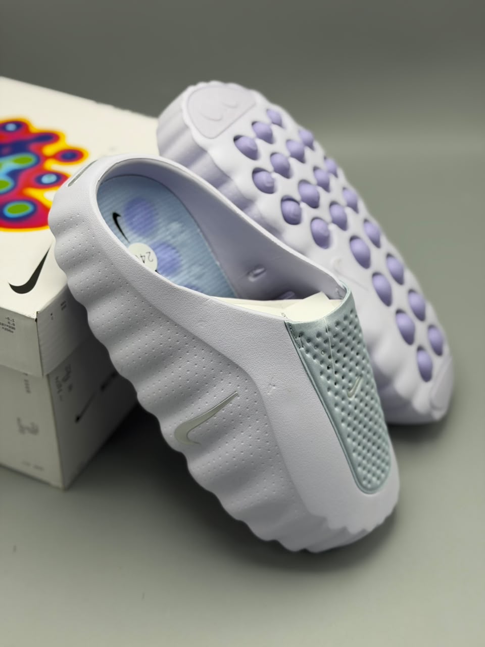 Nike Mind 001