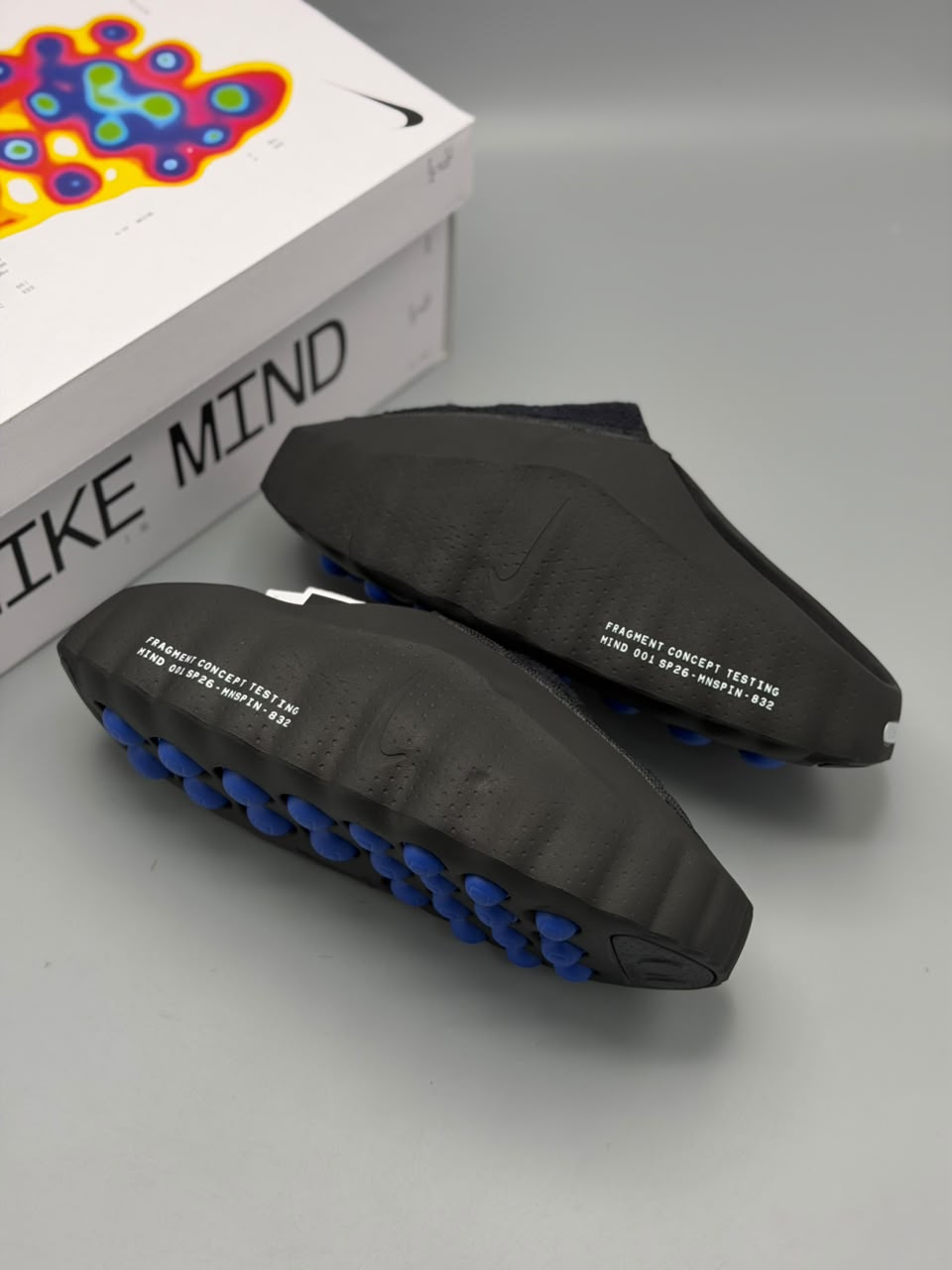 Nike Mind 001