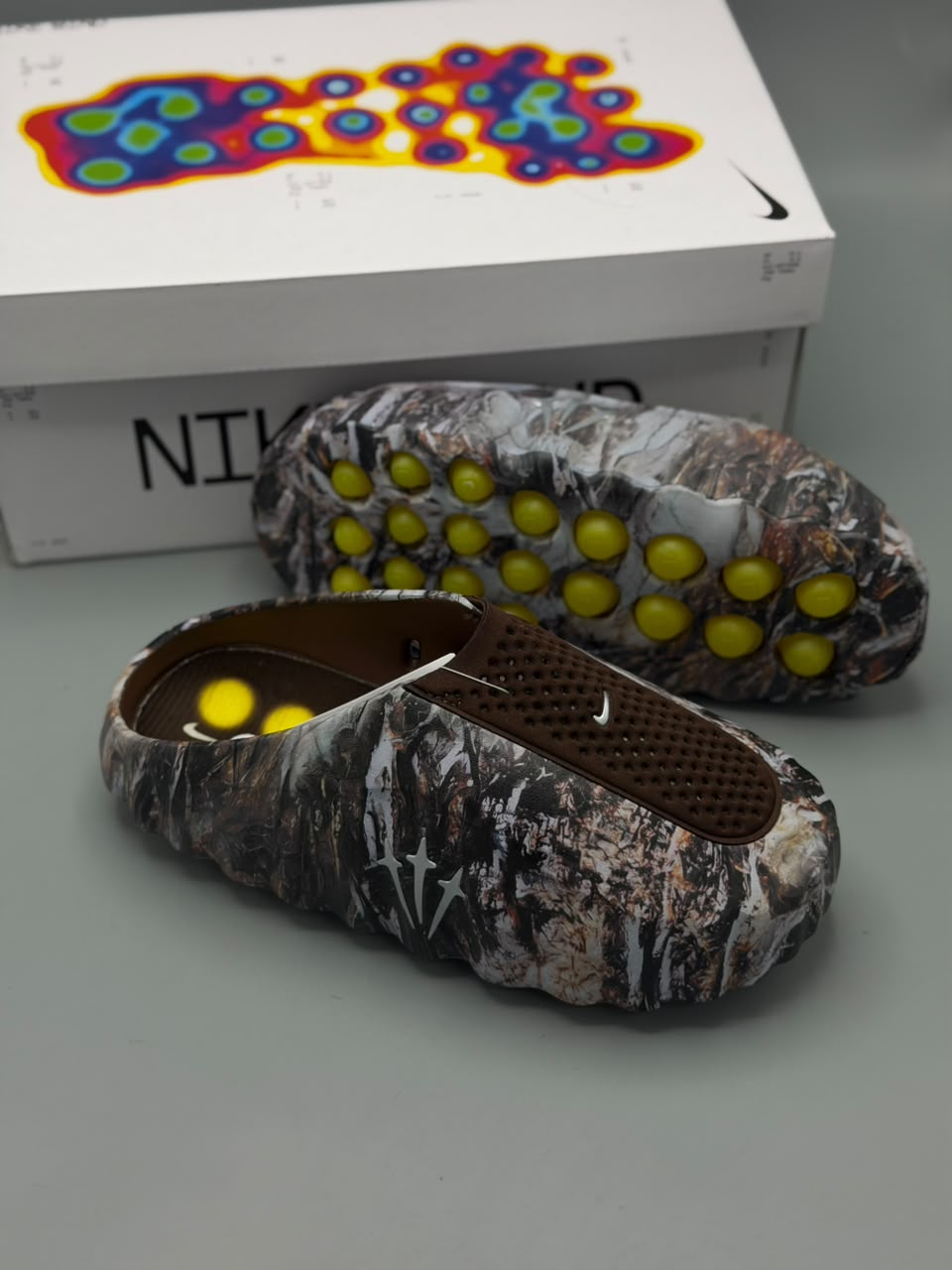 Nike Mind 001