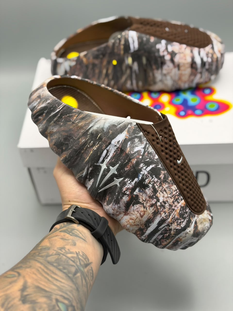 Nike Mind 001