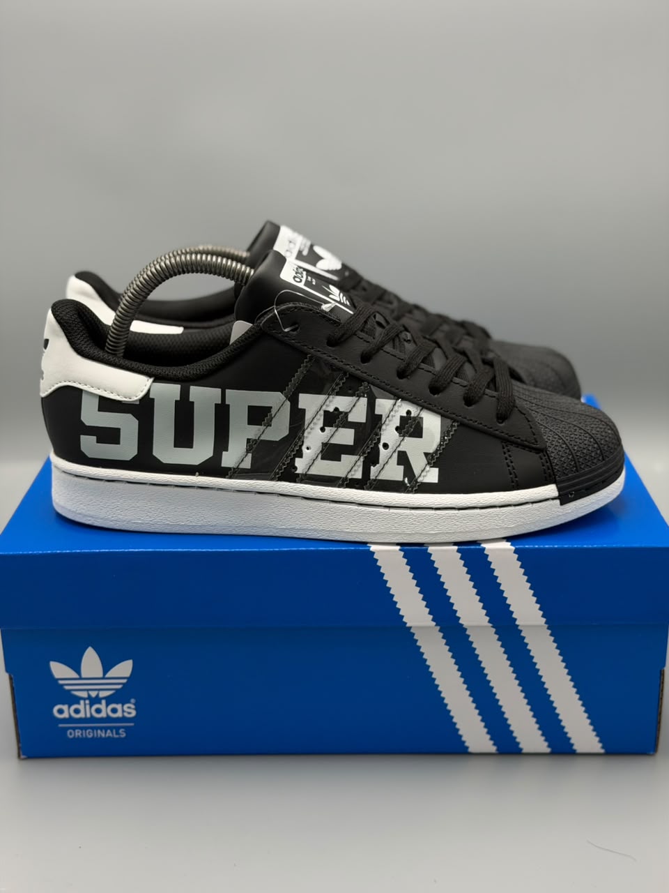 Adidas Superstar