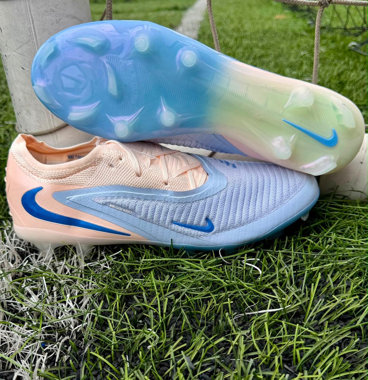 Nike Phantom GX Elite "Blue Peach"