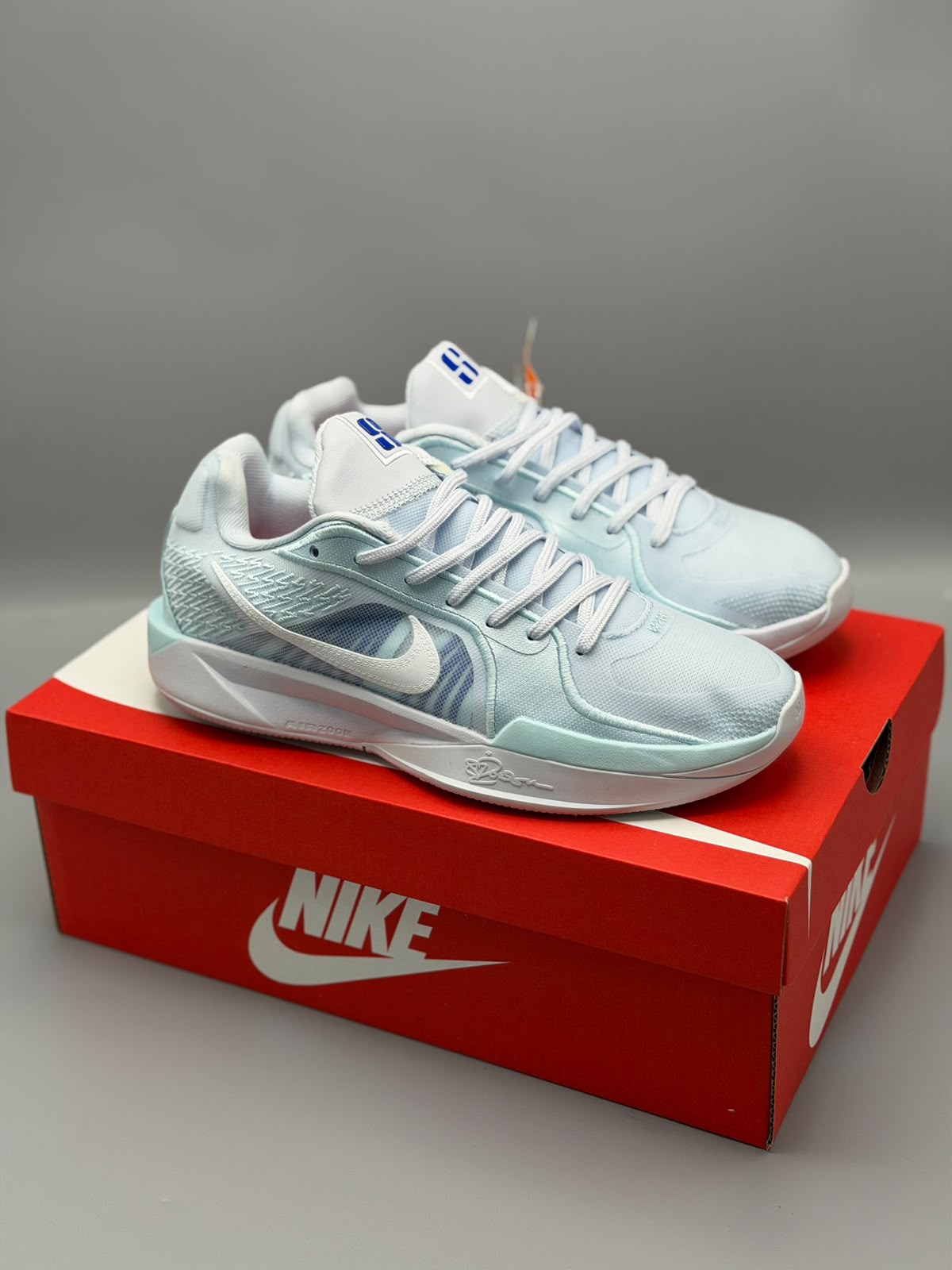Nike Sabrina 2