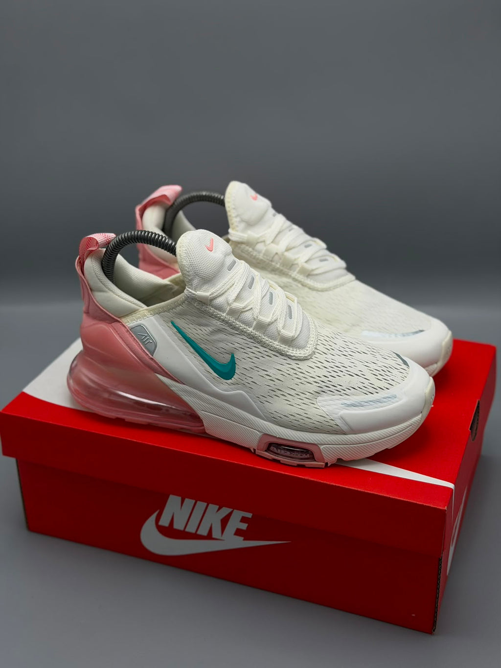 Nike Air Max 270