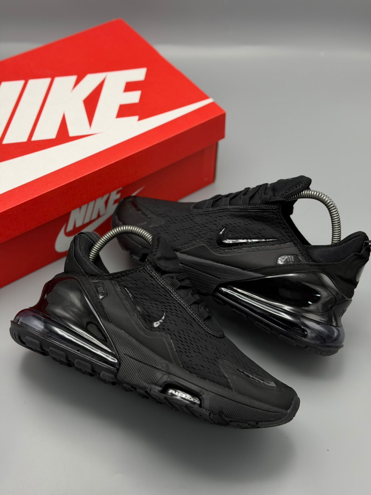 Nike Air Max 270
