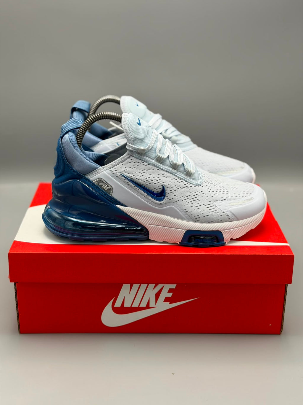 Nike Air Max 270