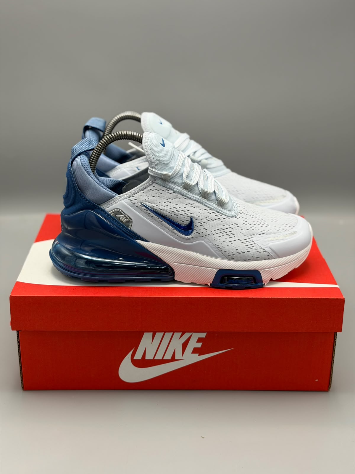 Nike Air Max 270