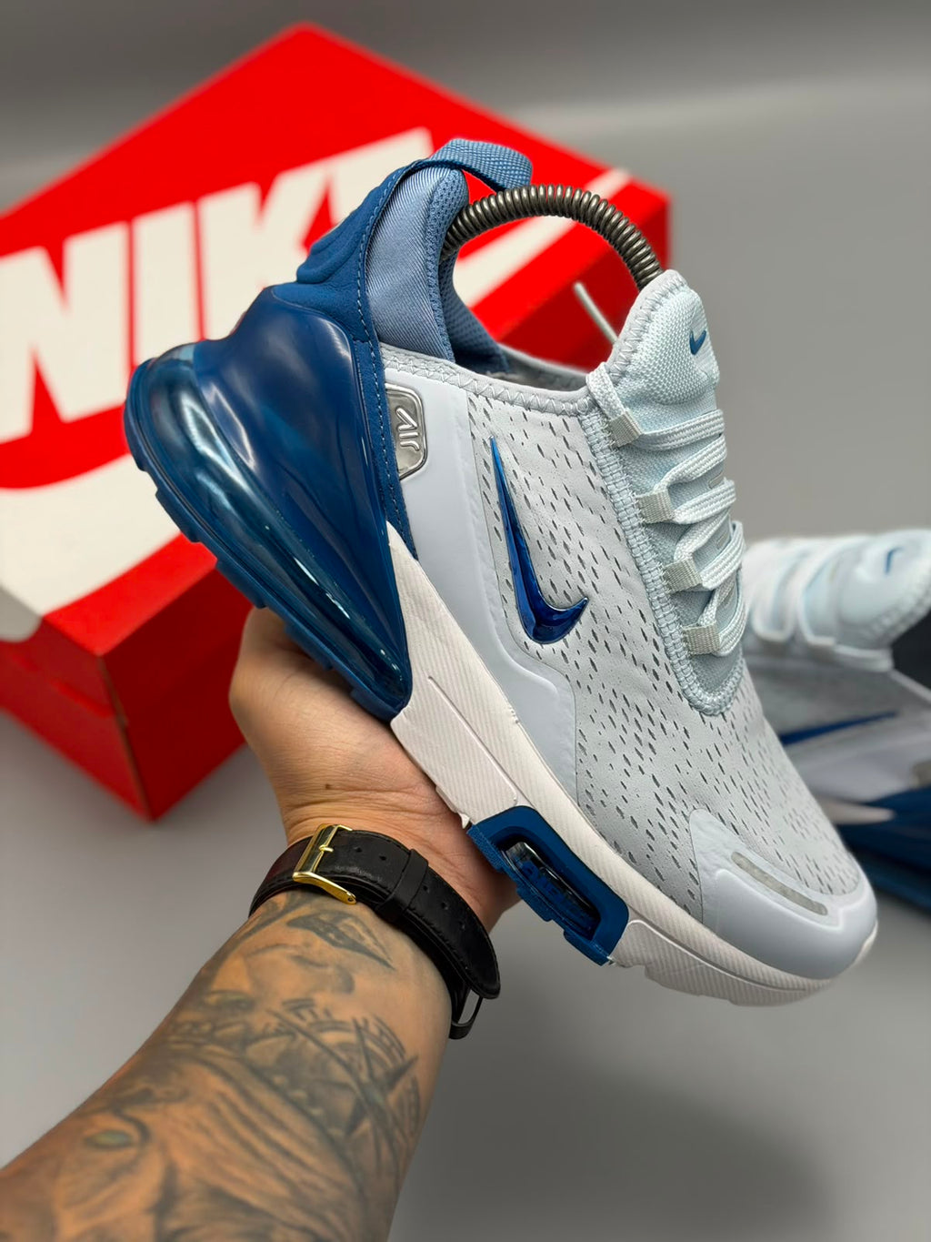 Nike Air Max 270