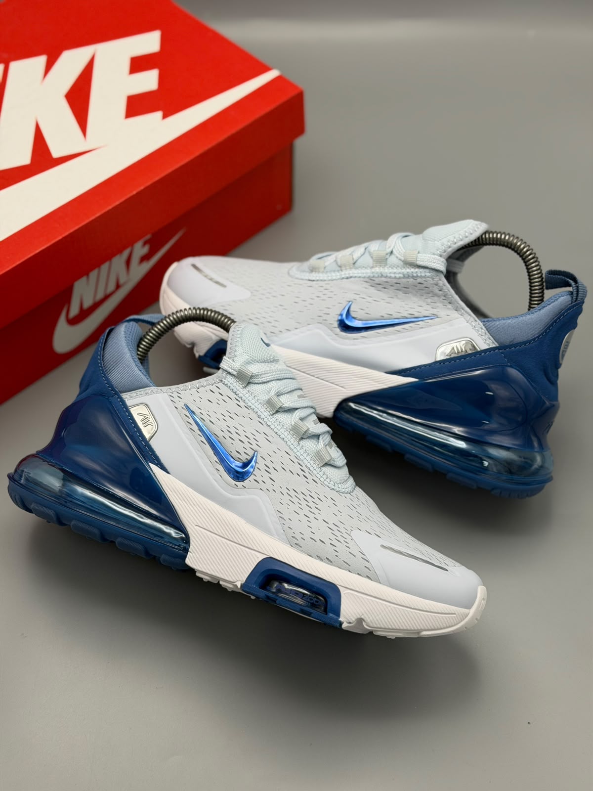 Nike Air Max 270