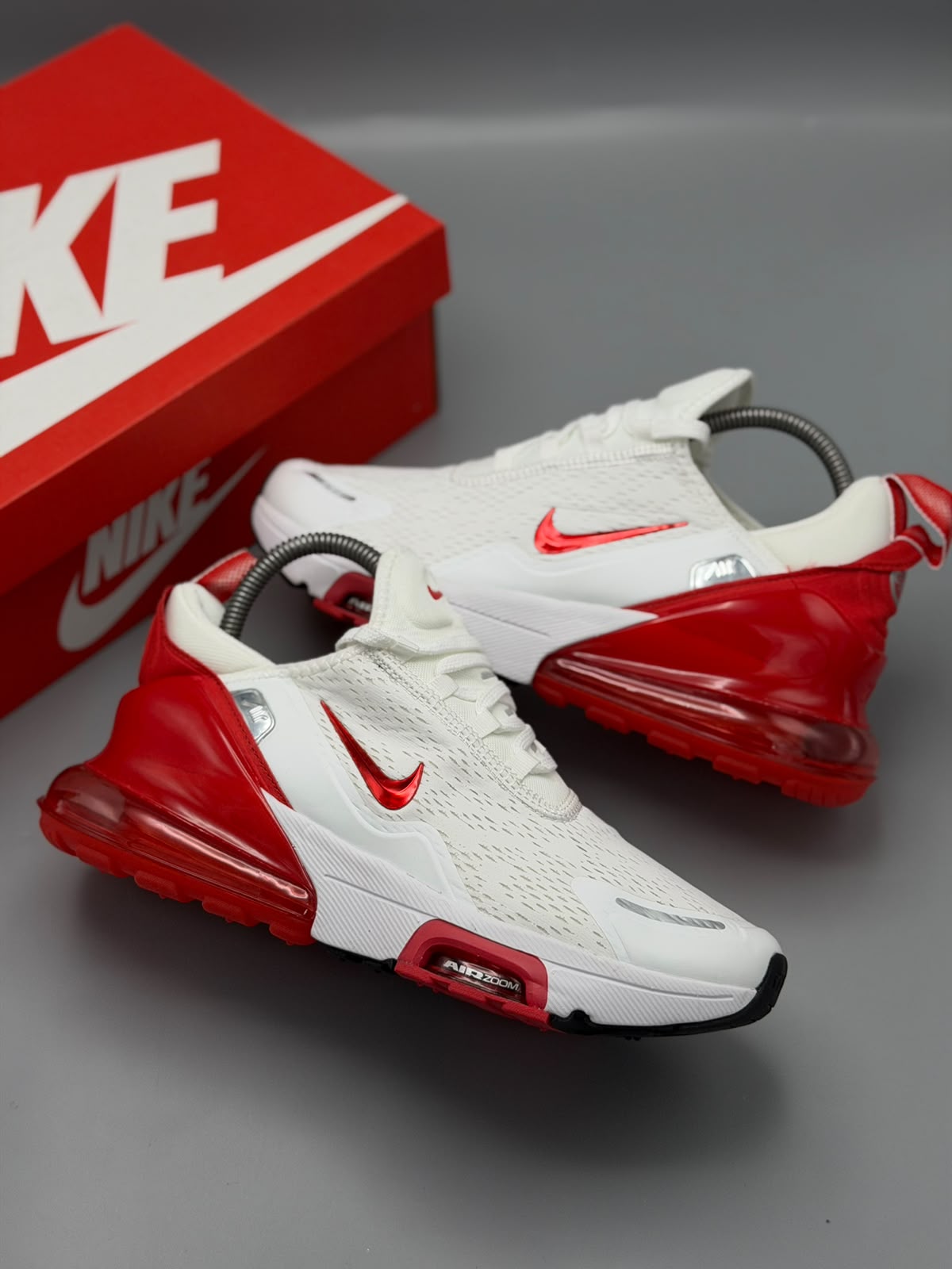 Nike Air Max 270