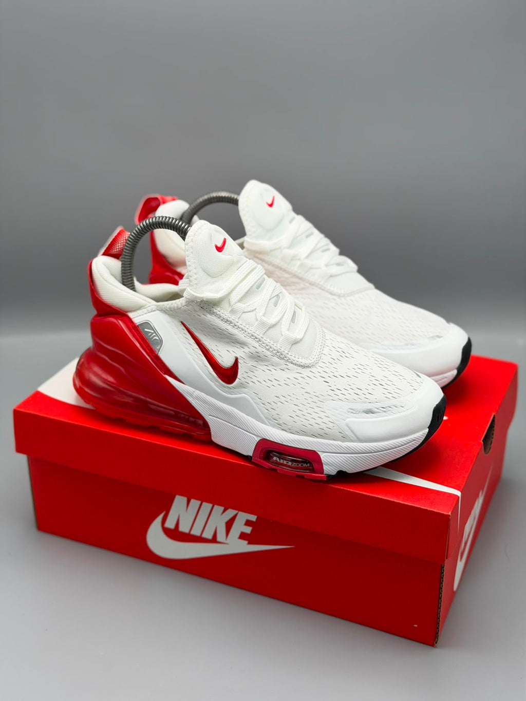 Nike Air Max 270