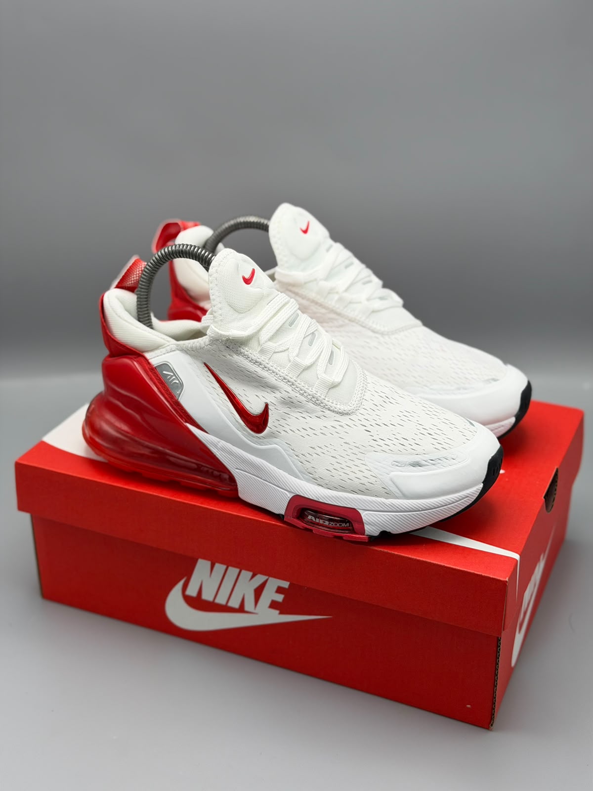 Nike Air Max 270