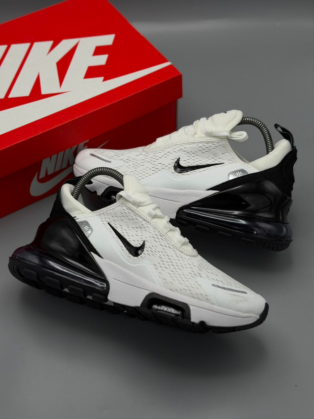 Nike Air Max 270