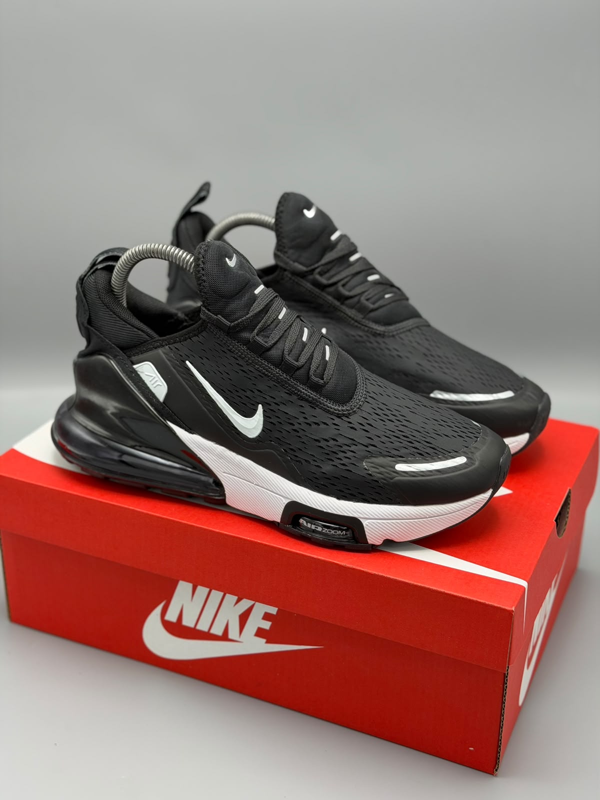 Nike Air Max 270