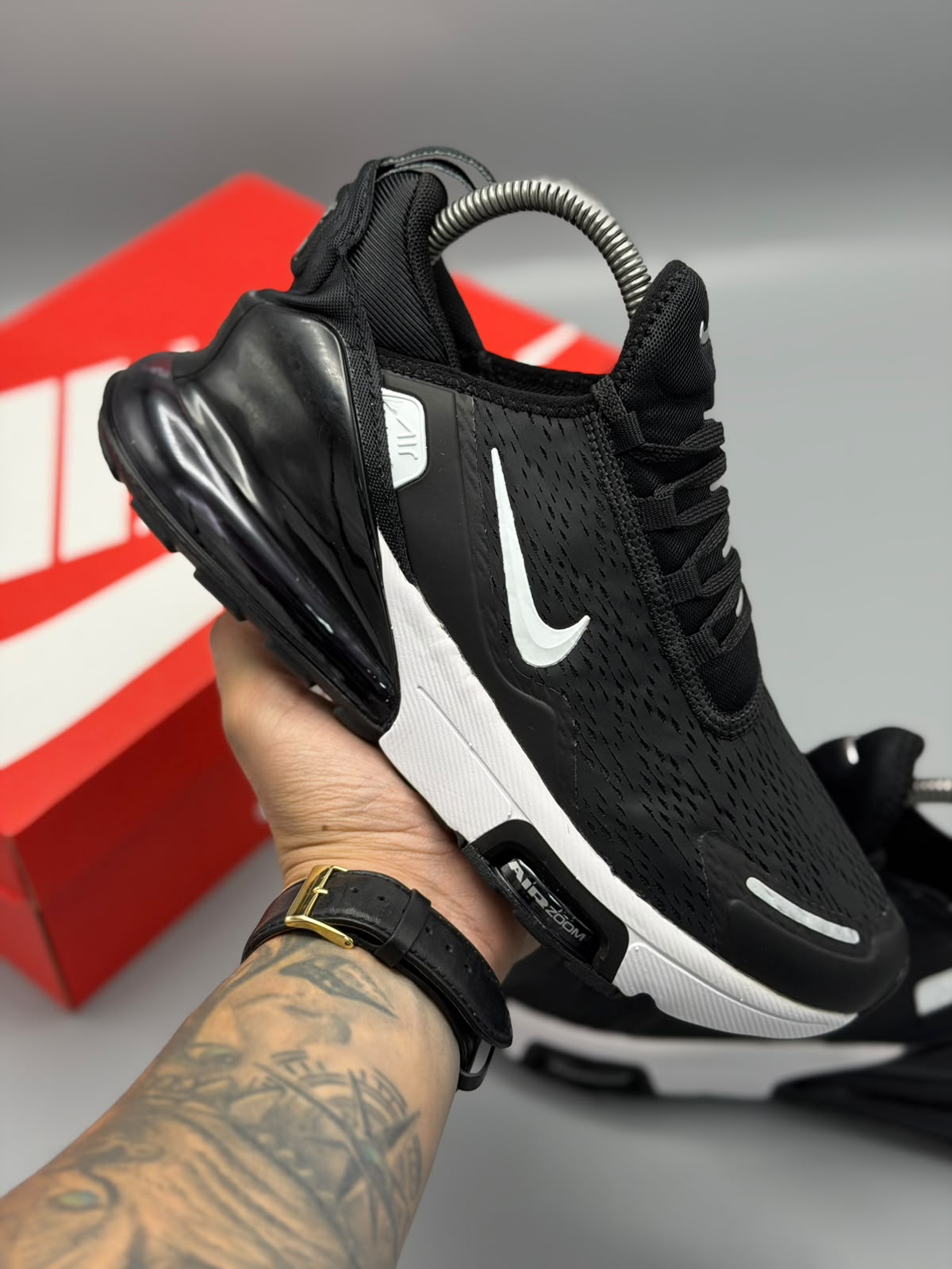 Nike Air Max 270