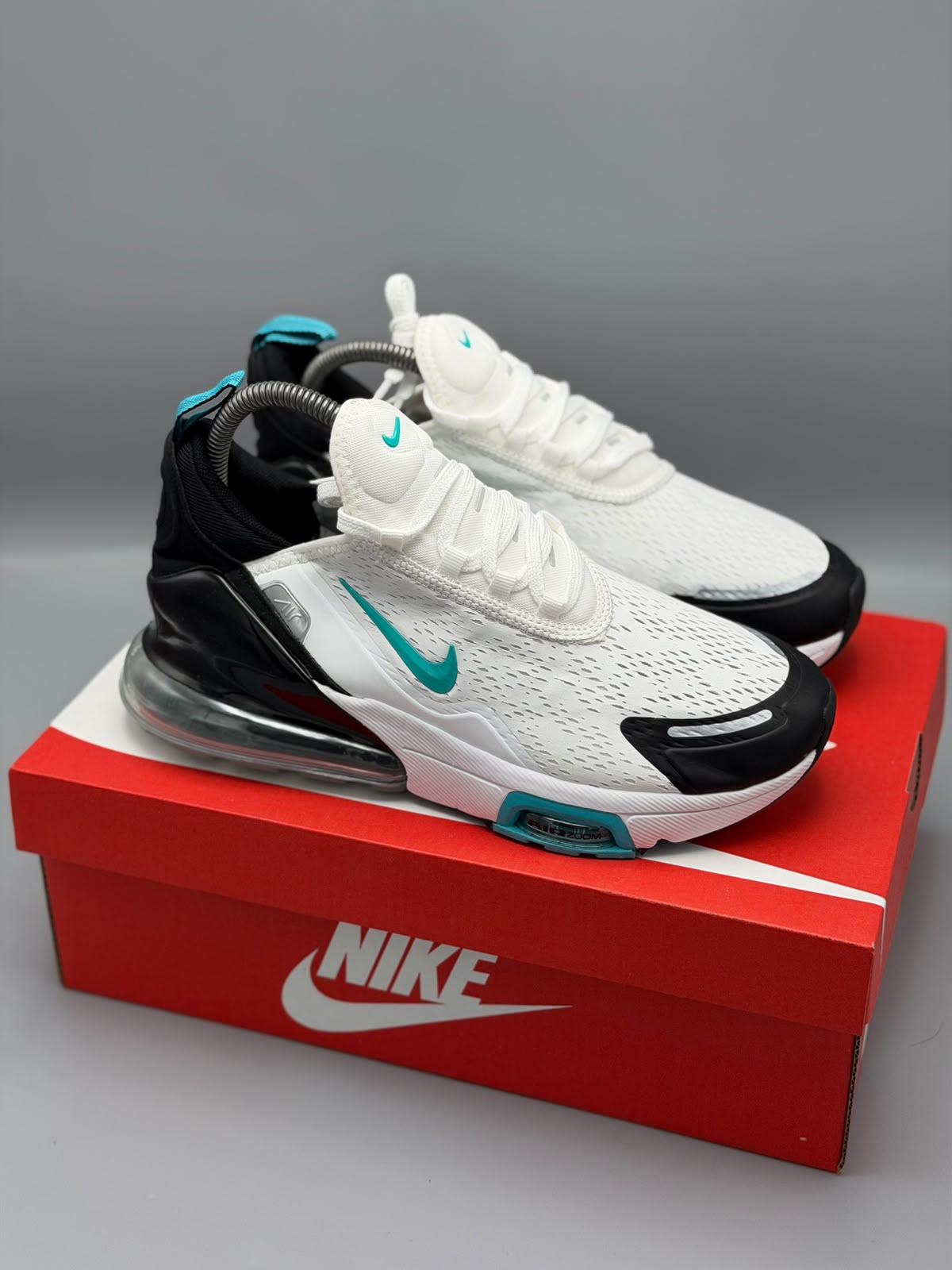 Nike Air Max 270