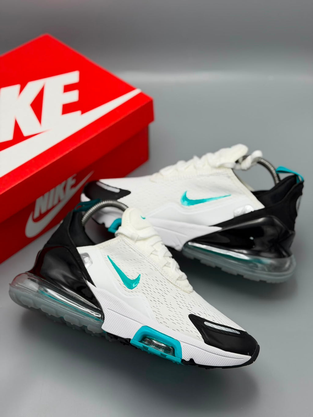 Nike Air Max 270