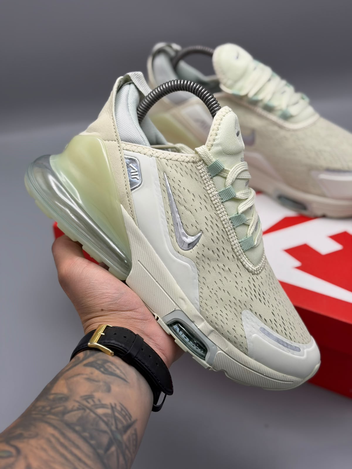 Nike Air Max 270