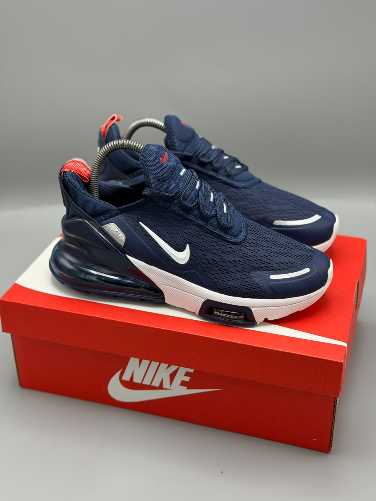 Nike Air Max 270
