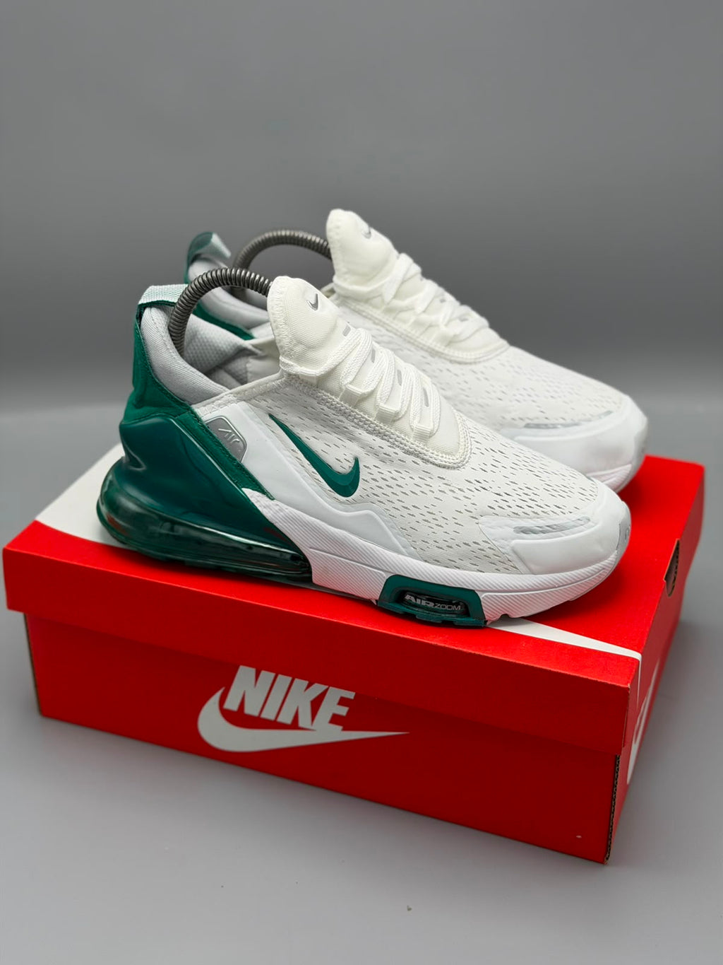 Nike Air Max 270