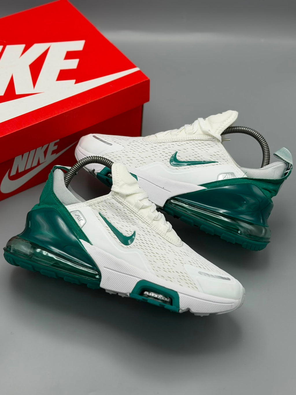 Nike Air Max 270