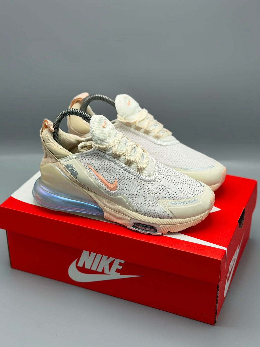 Nike Air Max 270