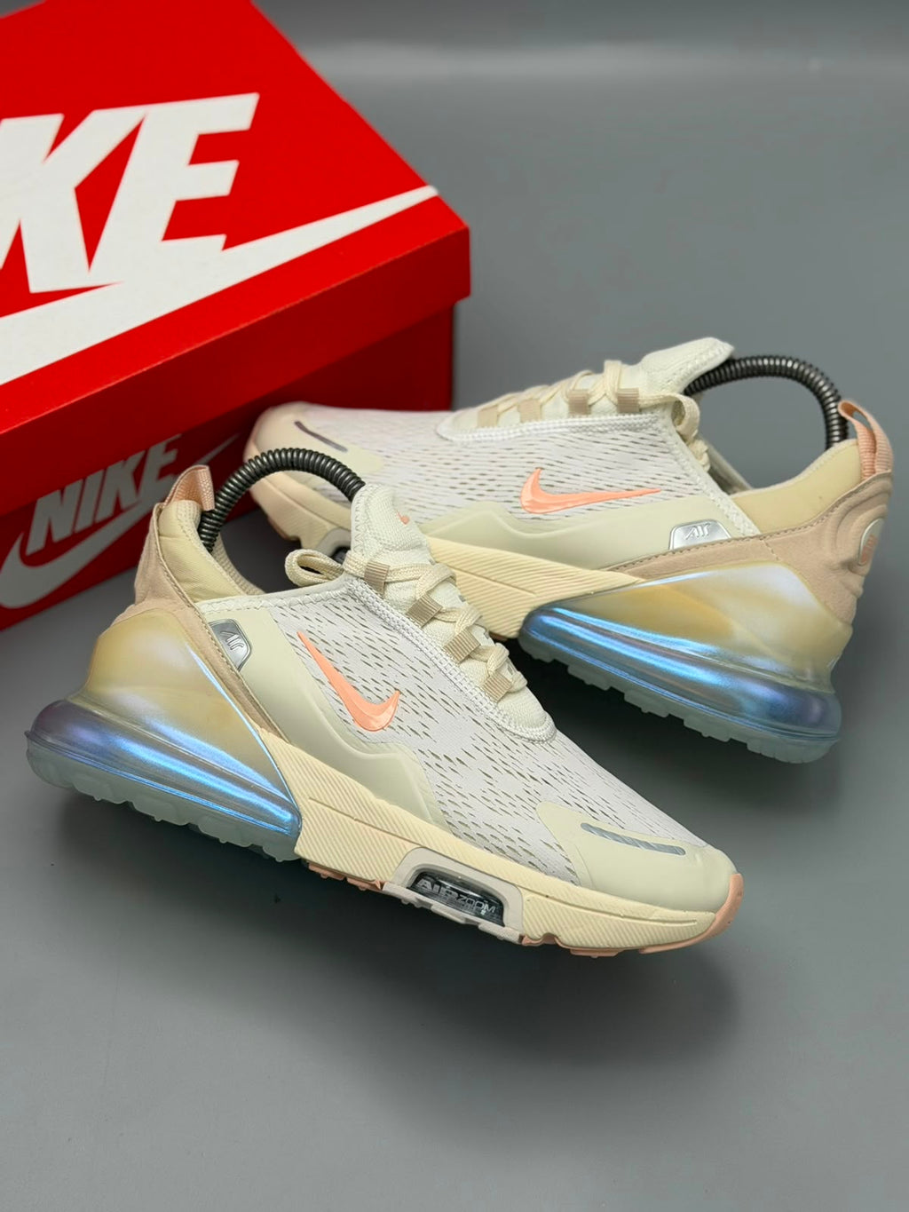 Nike Air Max 270