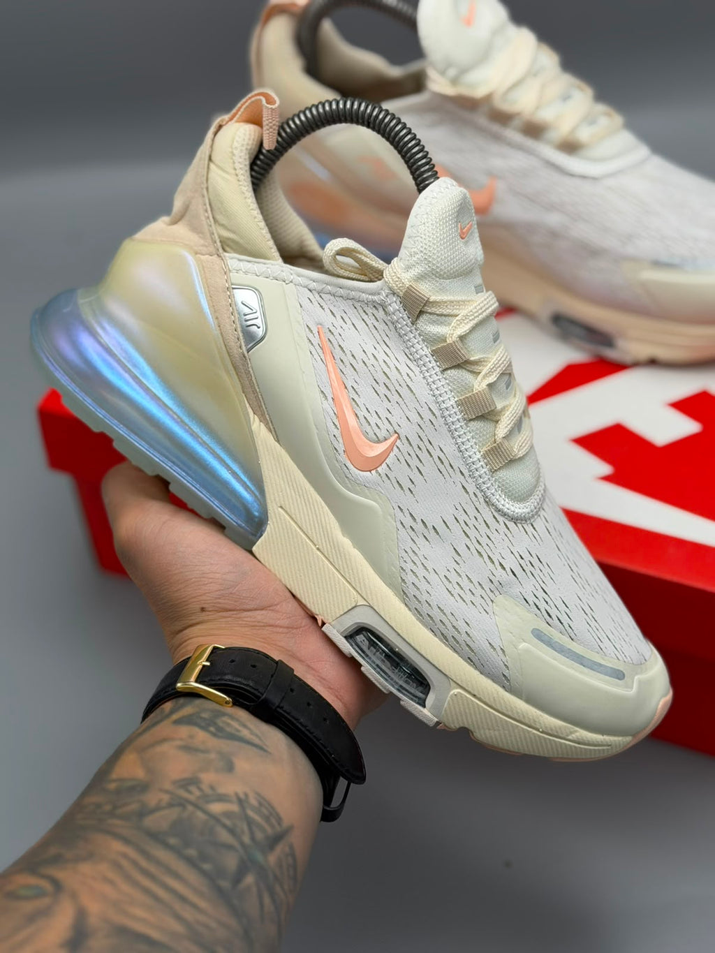 Nike Air Max 270