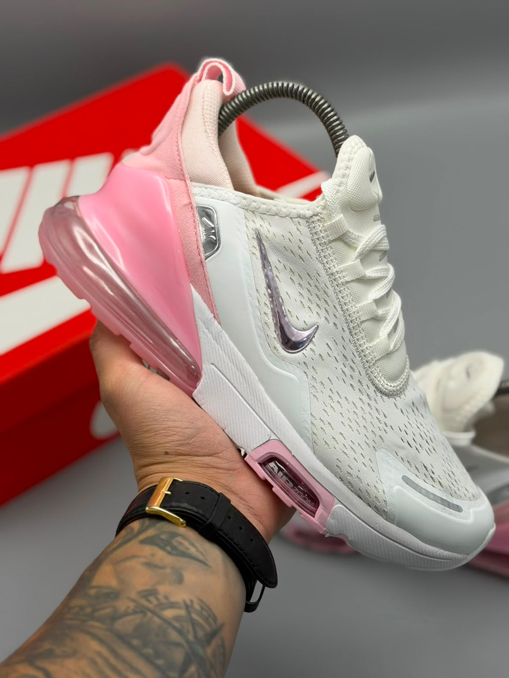 Nike Air Max 270