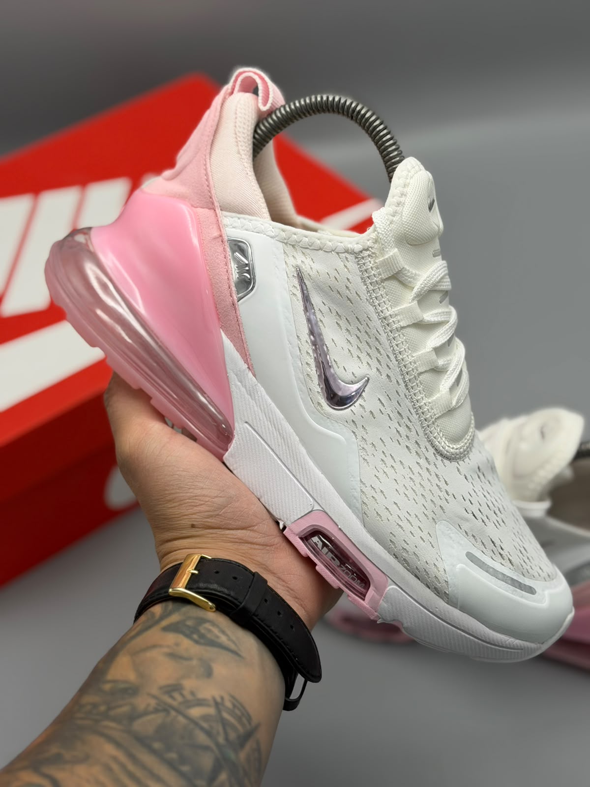 Nike Air Max 270