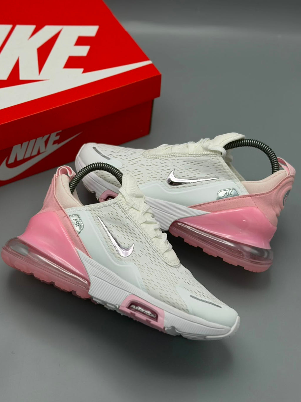 Nike Air Max 270