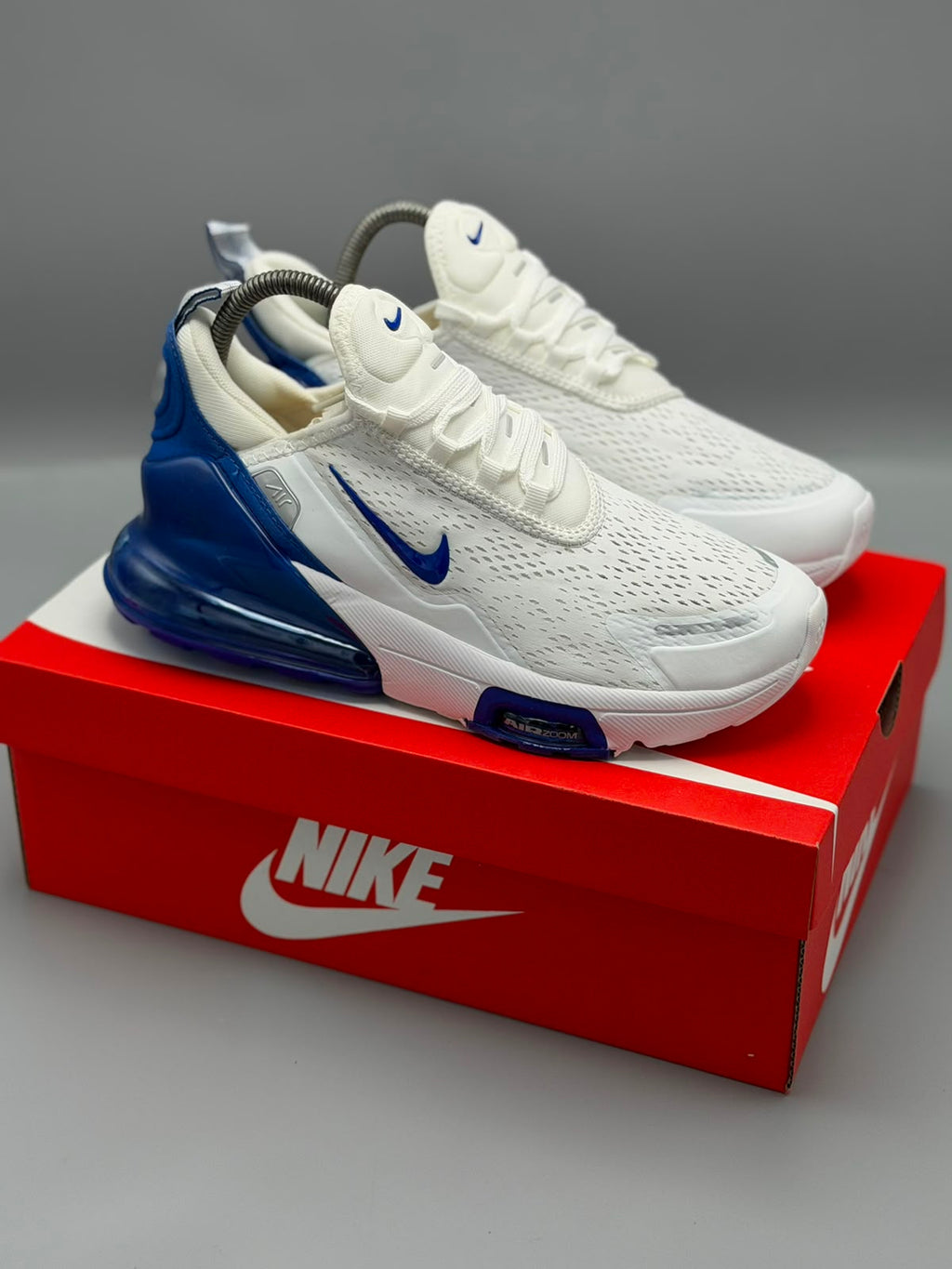 Nike Air Max 270