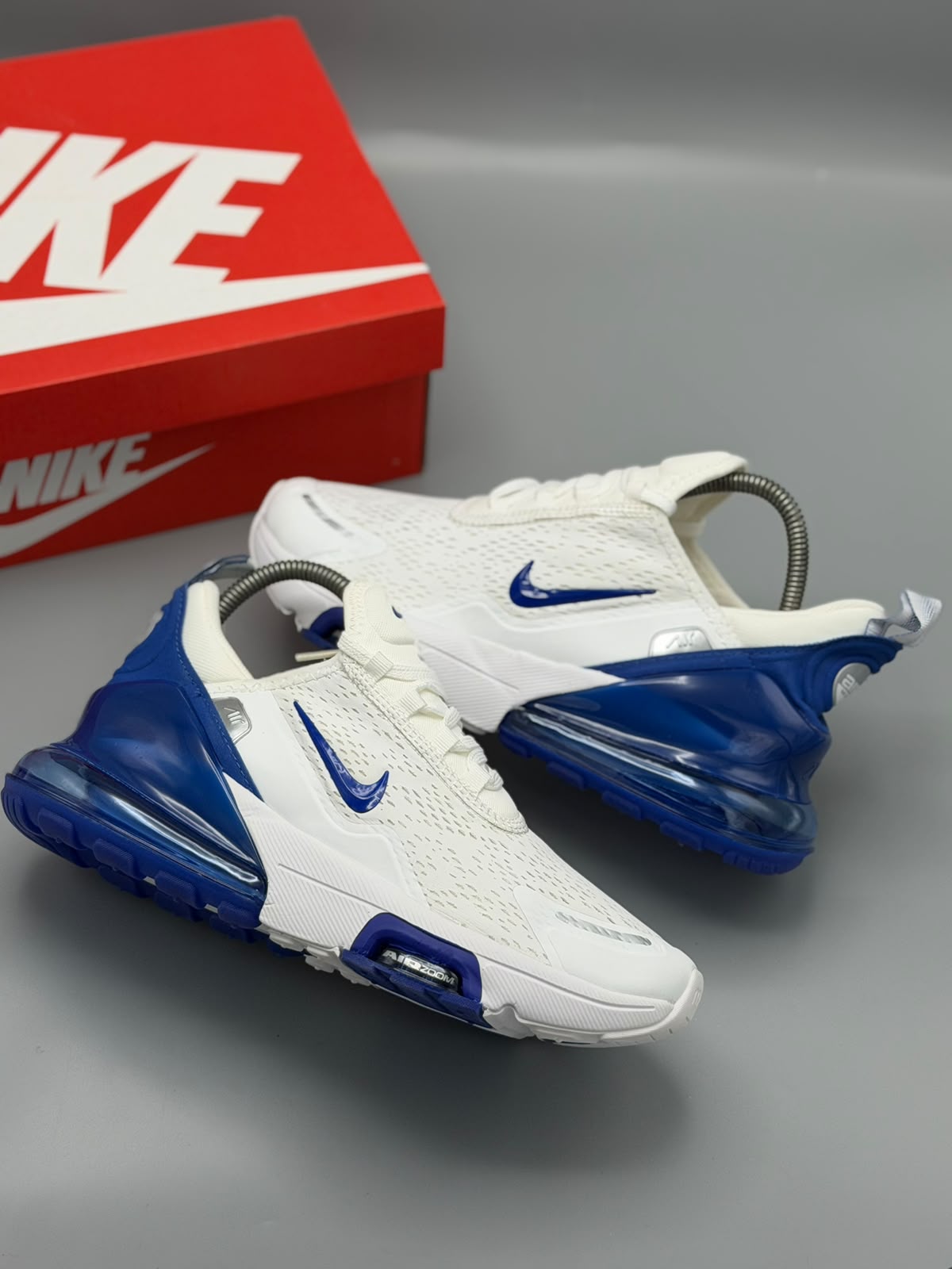 Nike Air Max 270