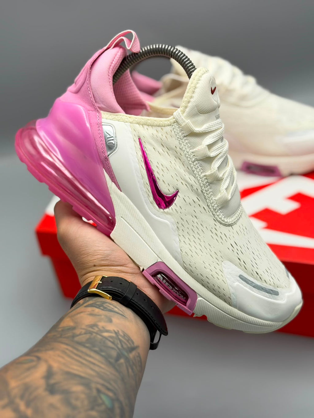 Nike Air Max 270
