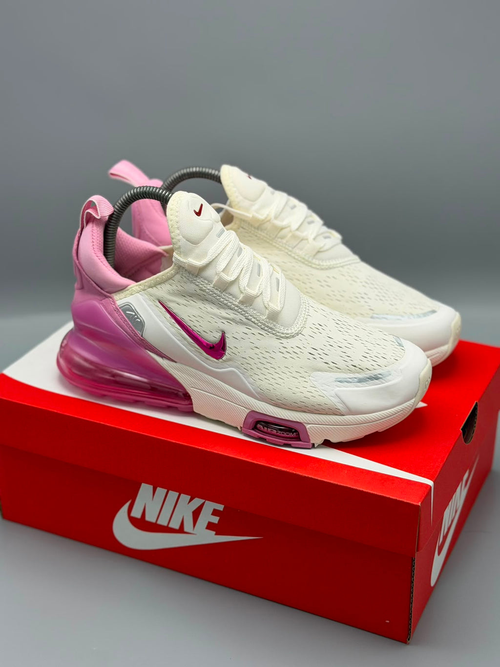 Nike Air Max 270
