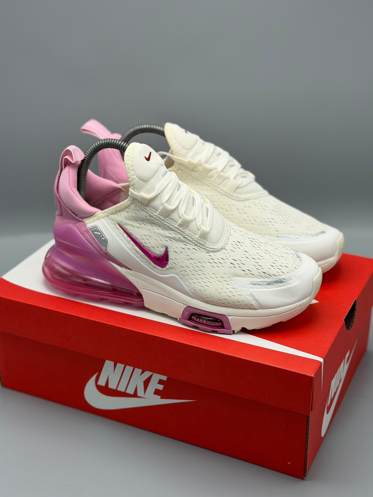 Nike Air Max 270