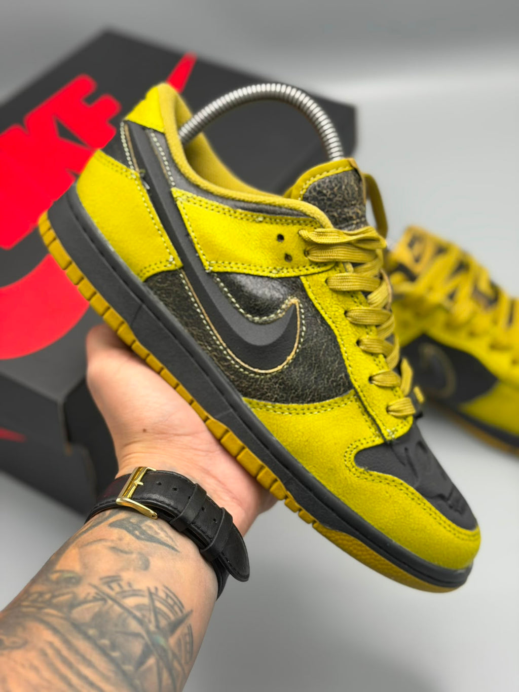 Nike Dunk Low – Amarillo / Negro