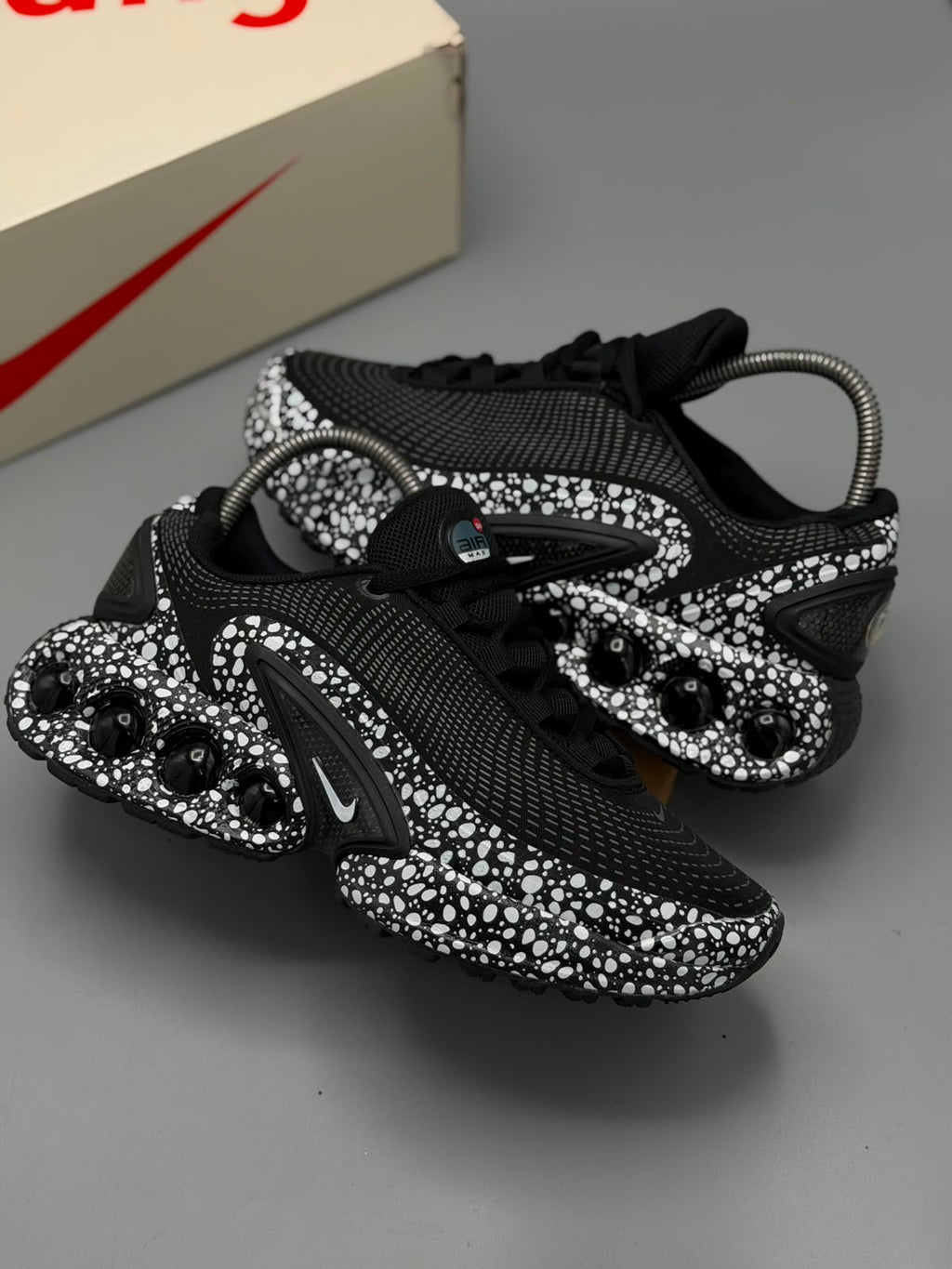 Nike Air Max Dn – Negro / Blanco