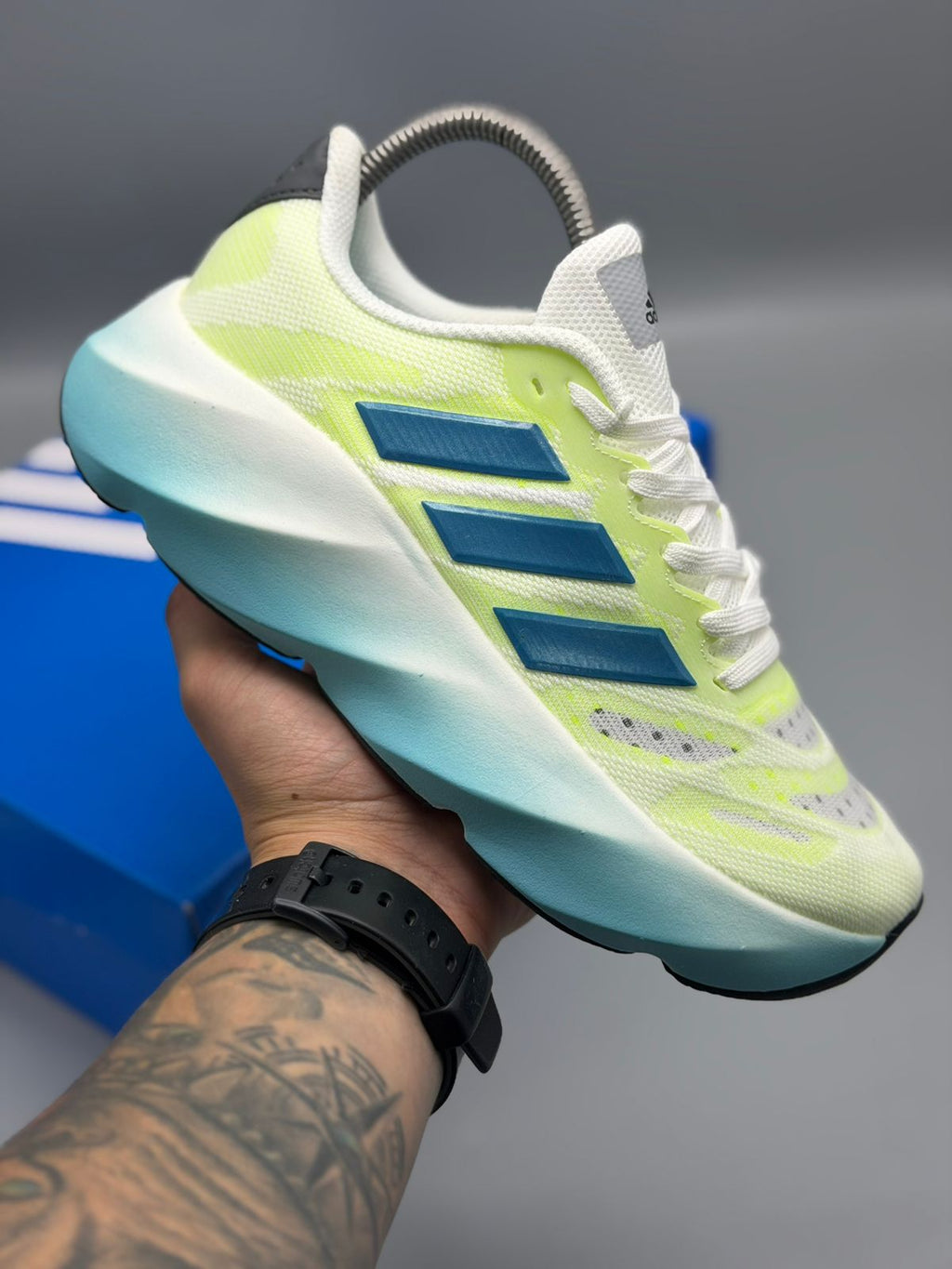 Adidas Adizero – Verde Neón / Blanco / Azul Petróleo