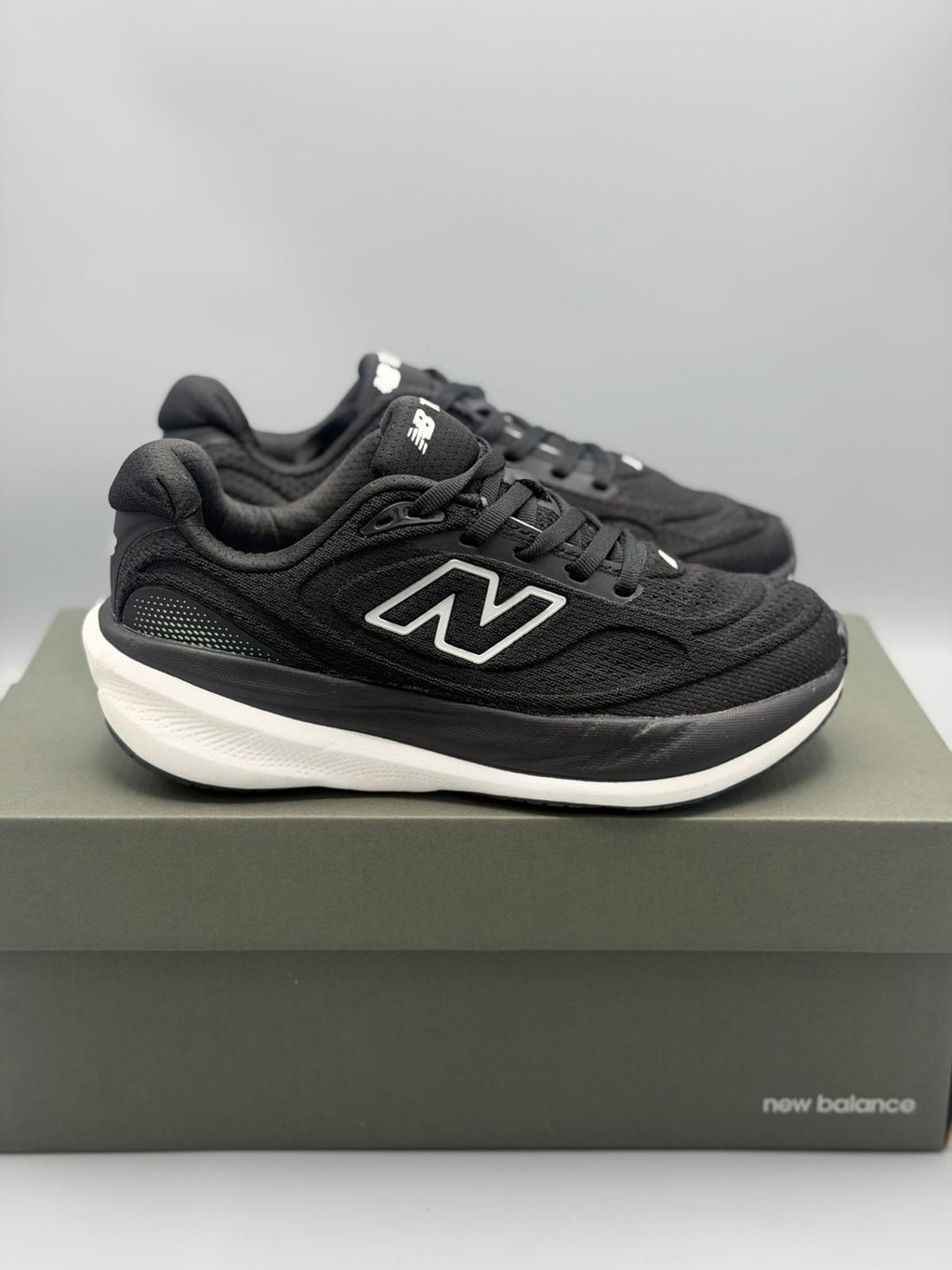 New Balance Running – Negro / Blanco