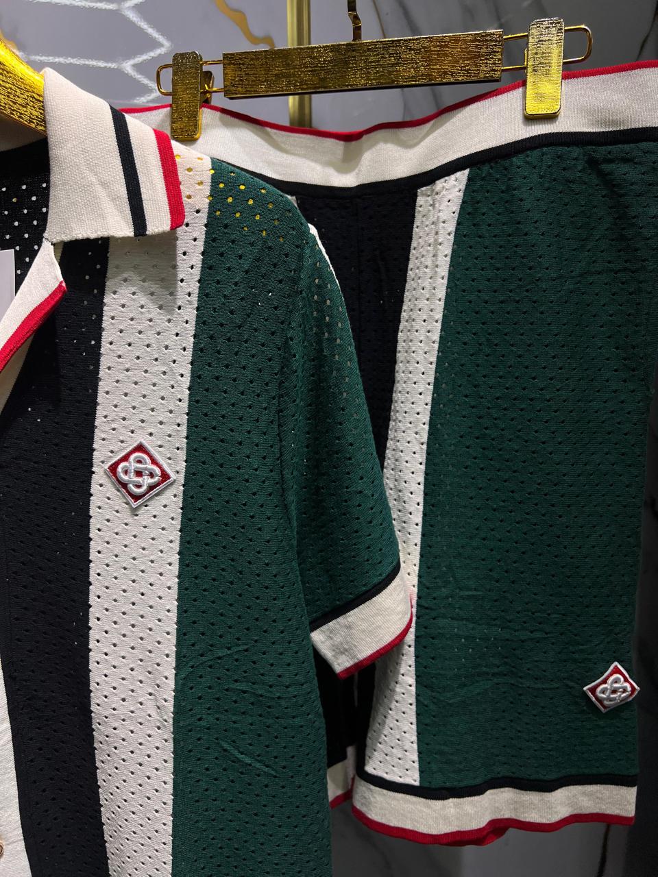 Conjunto Casablanca Tejido Camisa + Short – Verde Oscuro / Negro / Blanco / Rojo