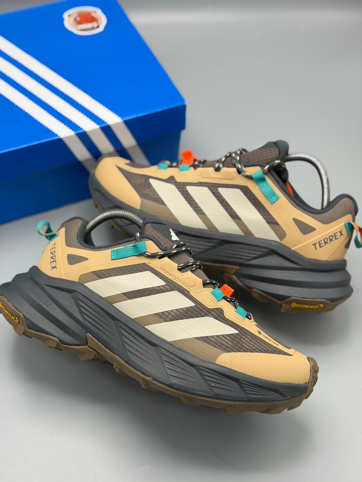 Adidas Terrex Gore-Tex – Café / Gris Oscuro / Azul Gris / Negro Turquesa