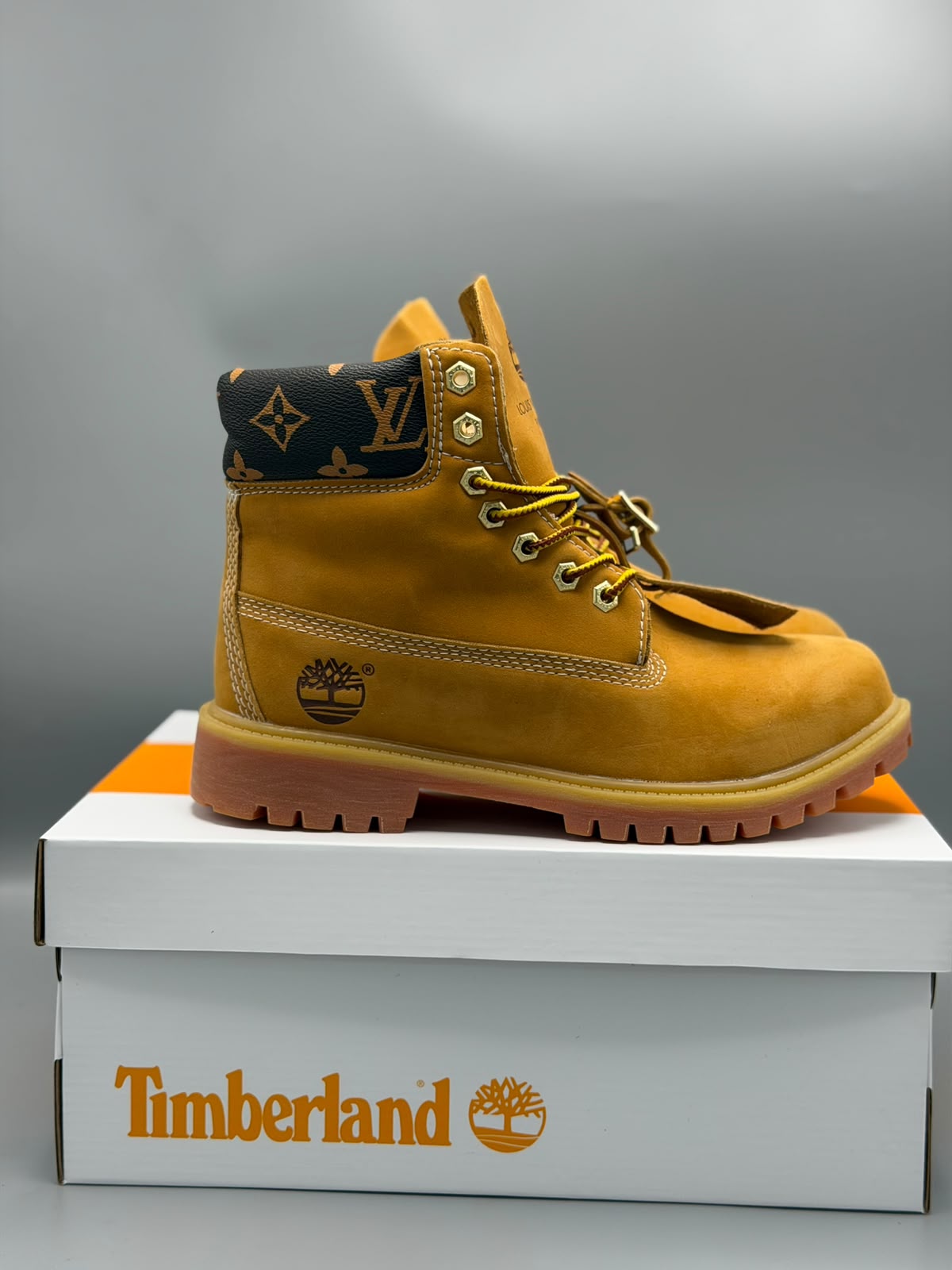 Timberland x Louis Vuitton – Mostaza / Café