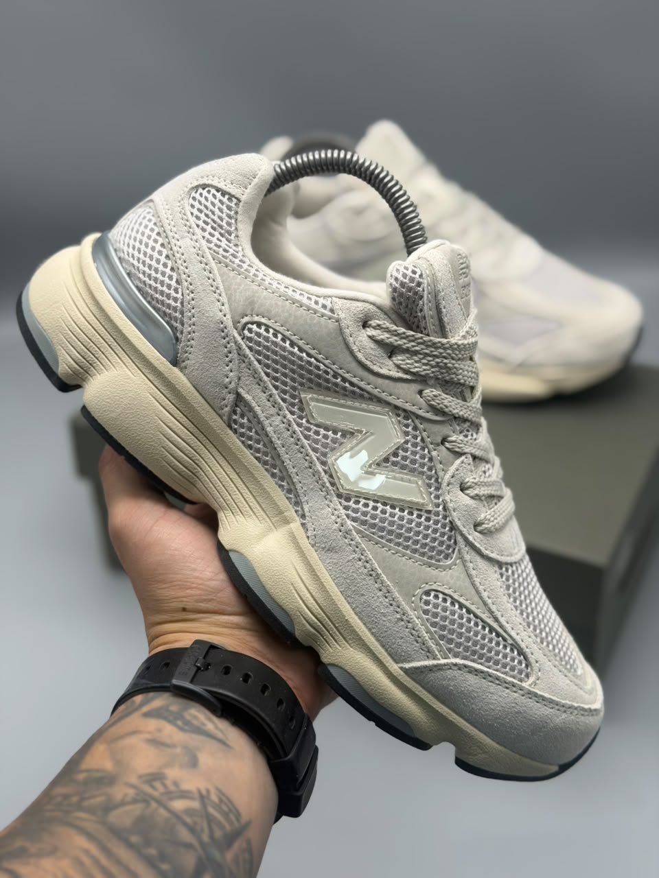New Balance 509 – Beige Claro / Crema / Gris