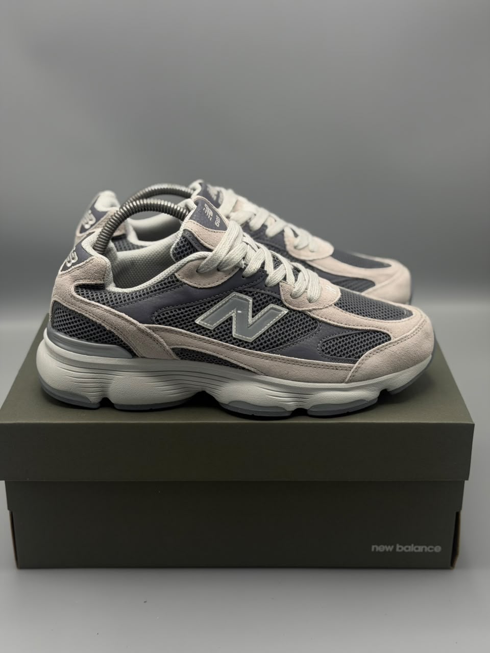 New Balance 603 – Gris
