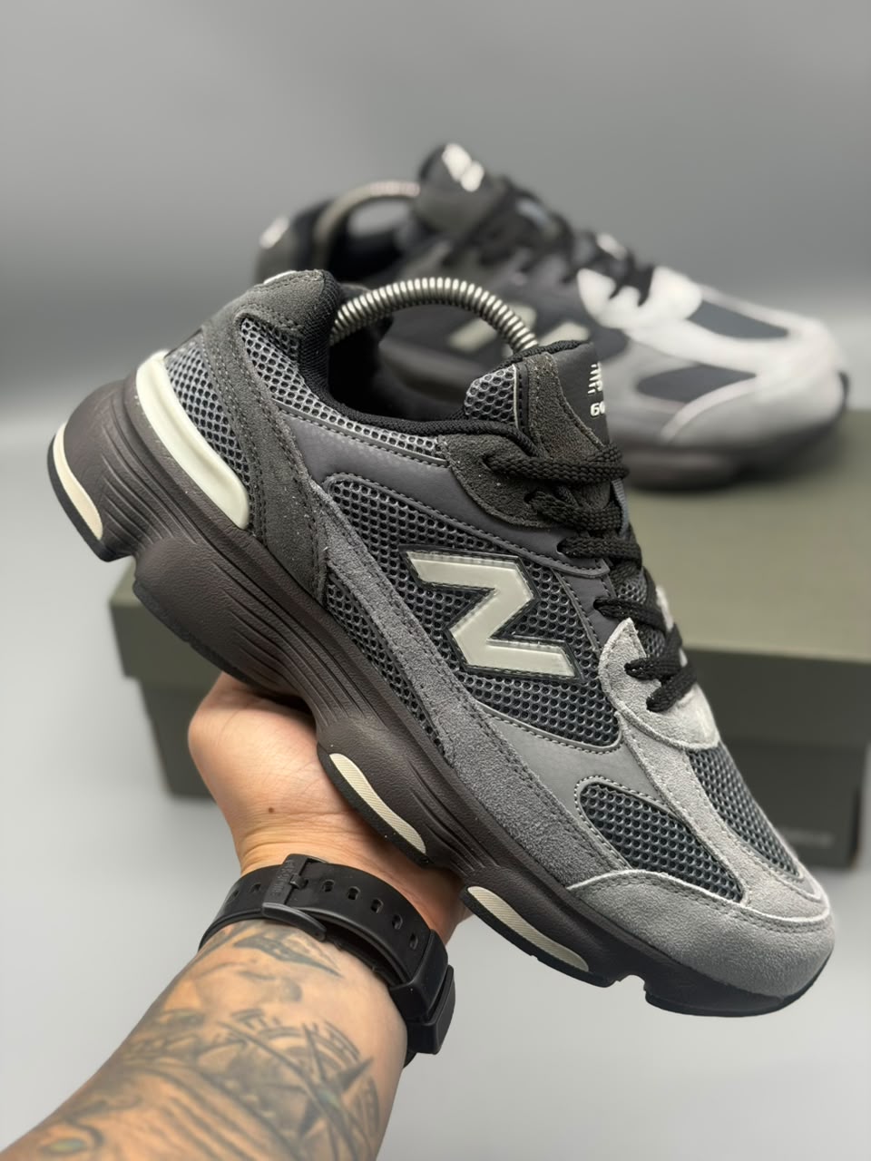 New Balance 509 – Gris / Negro / Blanco