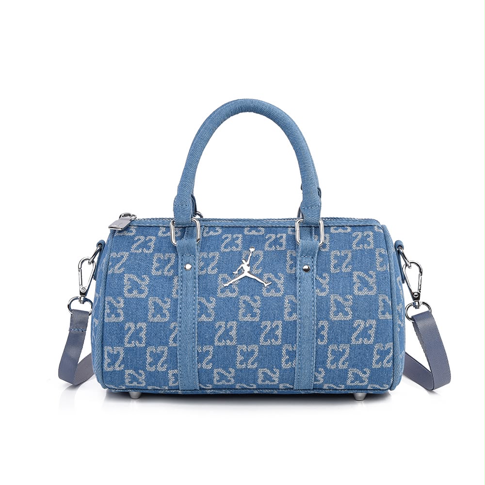 Bolso Jordan Duffle 23 – Azul Denim / Beige / Blanco