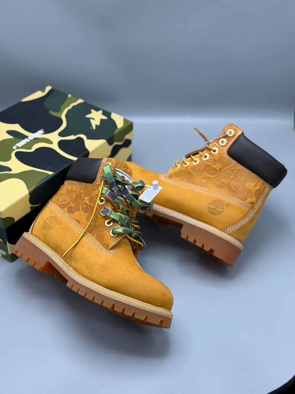 Bota Timberland x BAPE 6-Inch G5 – Amarillo Wheat / Camuflado Verde