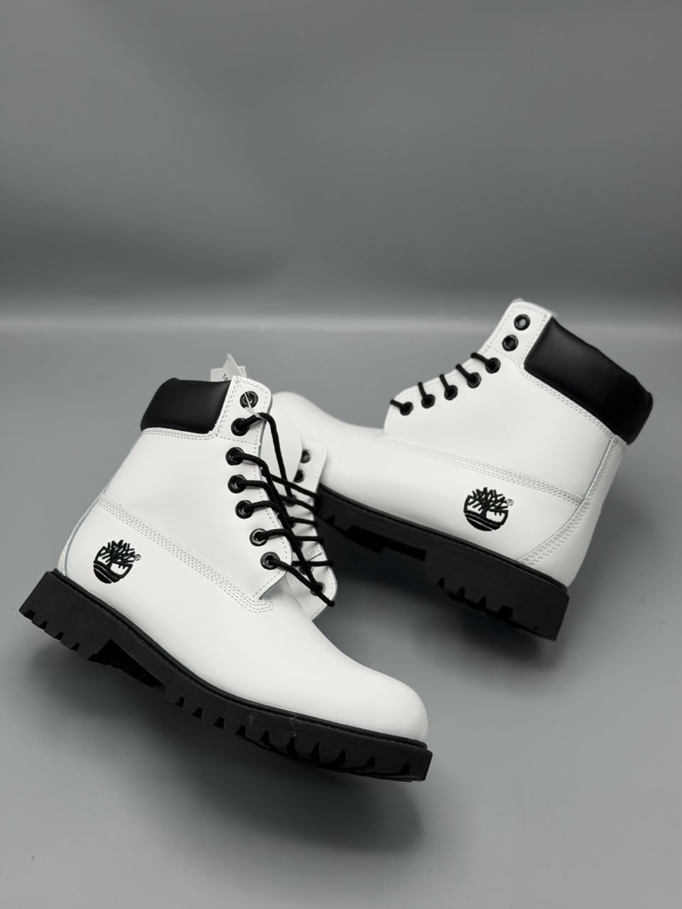 Bota Timberland 6-Inch – Blanca con Negro